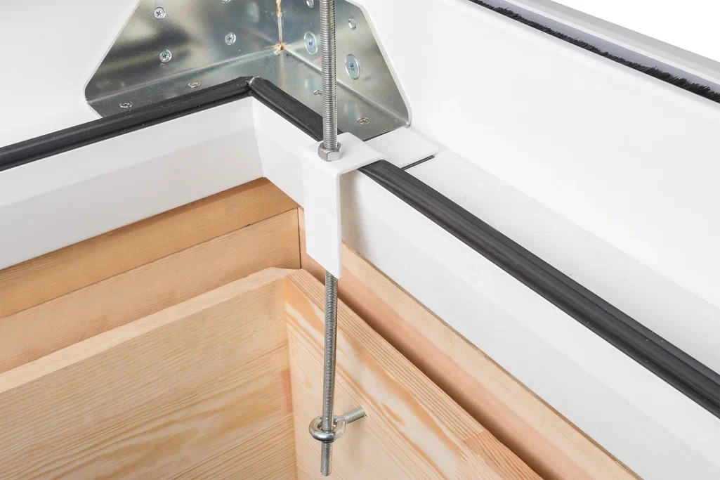 Fakro LXK Монтажный комплект для чердачных лестниц (Факро) купить в Санкт-Петербурге