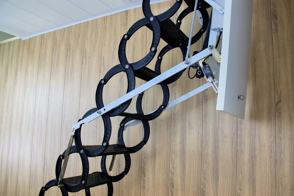 Лестница ножничная металлическая LOFTSTEP LCS-E (CH) 70х100х300см Fakro купить в Санкт-Петербурге