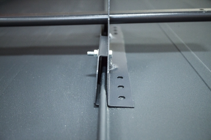 Снегозадержатель трубчатый GrandLine 3.0м  для фальцевой кровли  купить в Санкт-Петербурге