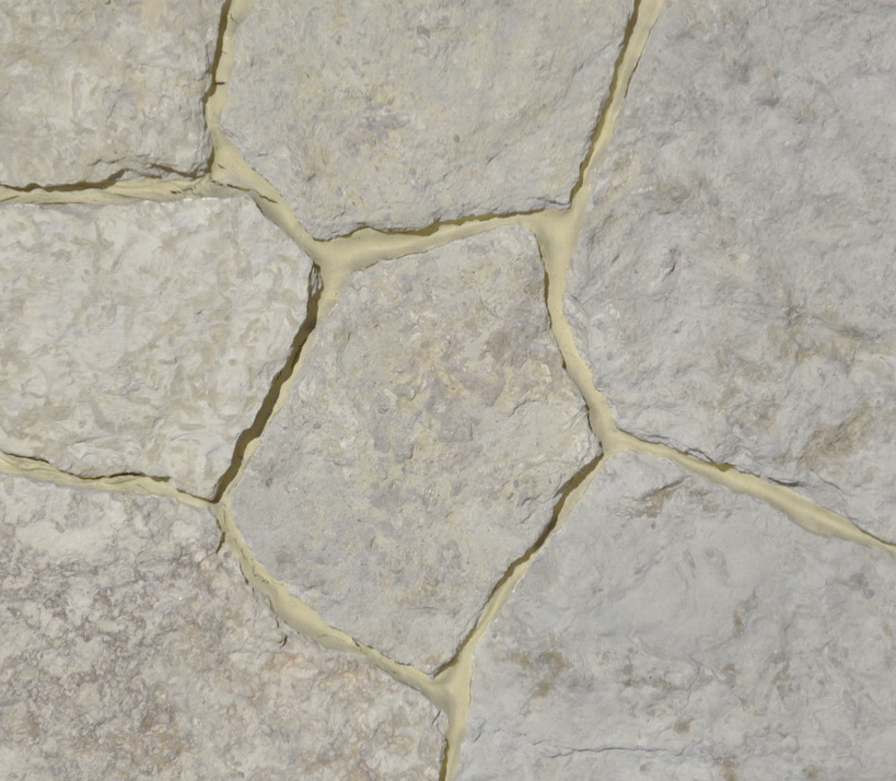 Известняк светло-серый, рваный край 30-50 мм купить в Санкт-Петербурге