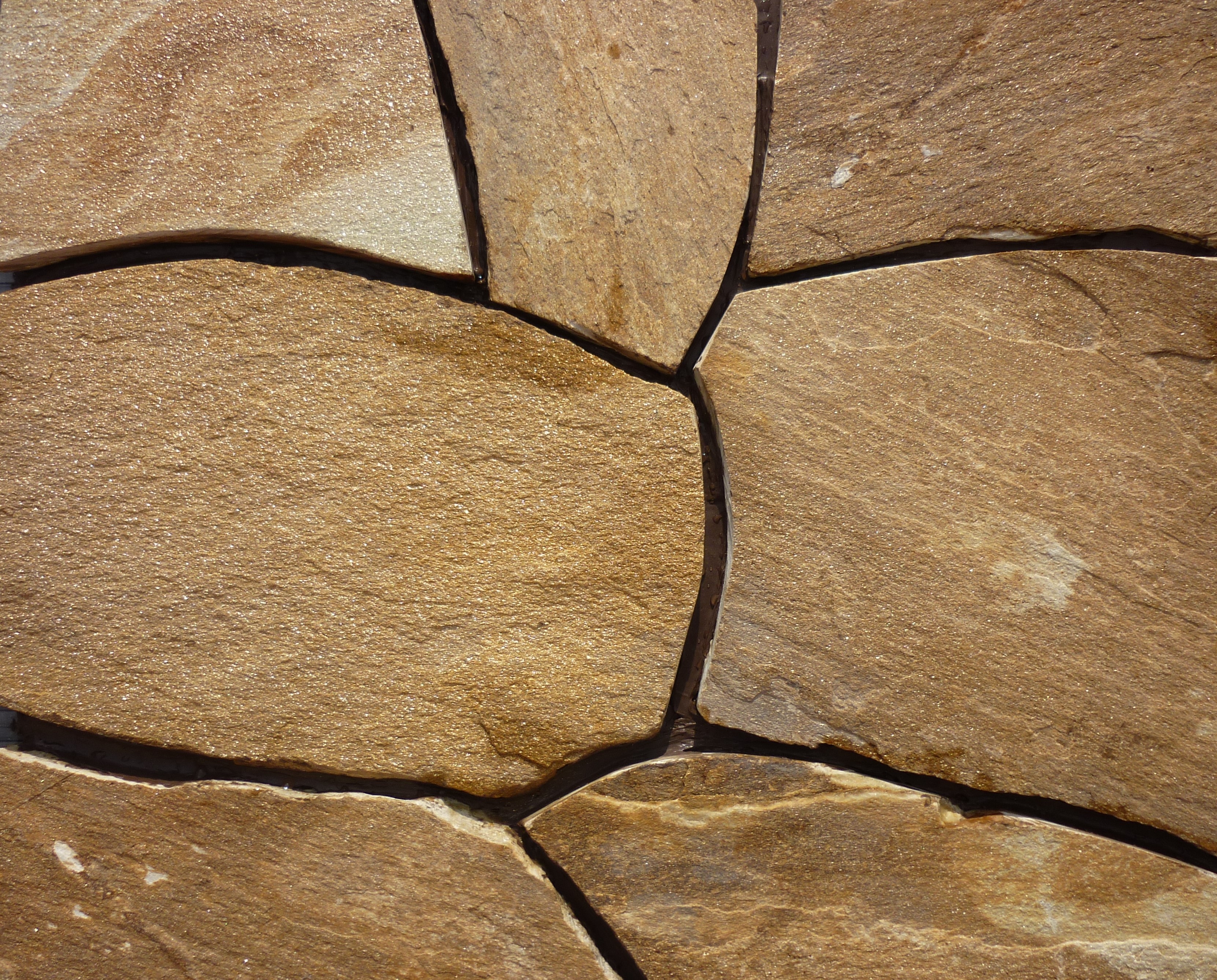 Кварцит Солнечная долина златолит желтый рваный край 30-40мм Camonica купить в Санкт-Петербурге