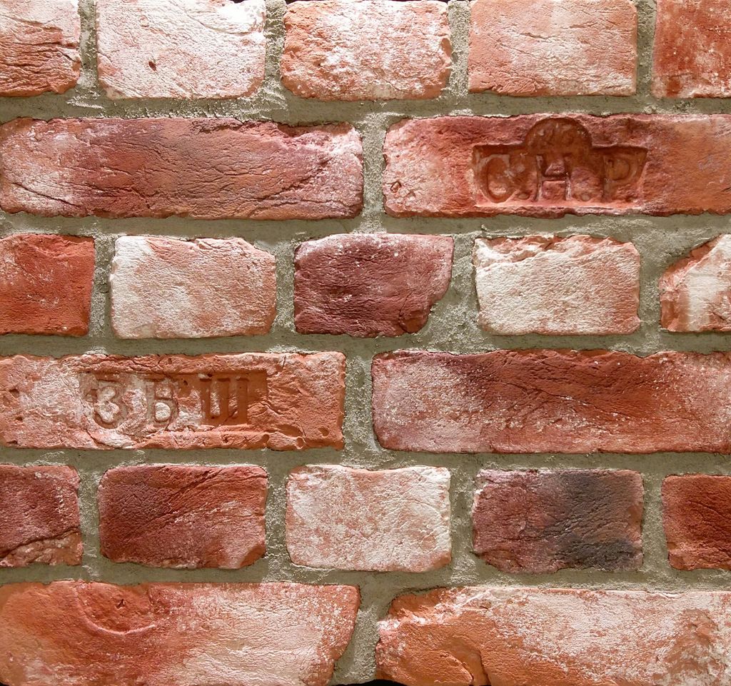 Искусственный облицовочный камень VipKamni Старый Питер 66-0 выбеленный купить в Санкт-Петербурге