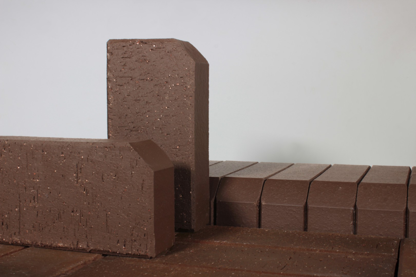 ЛСР Клинкер тротуарный бордюр 0.51NF коричневый МЮНХЕН 540шт (НКЗ) купить в Санкт-Петербурге