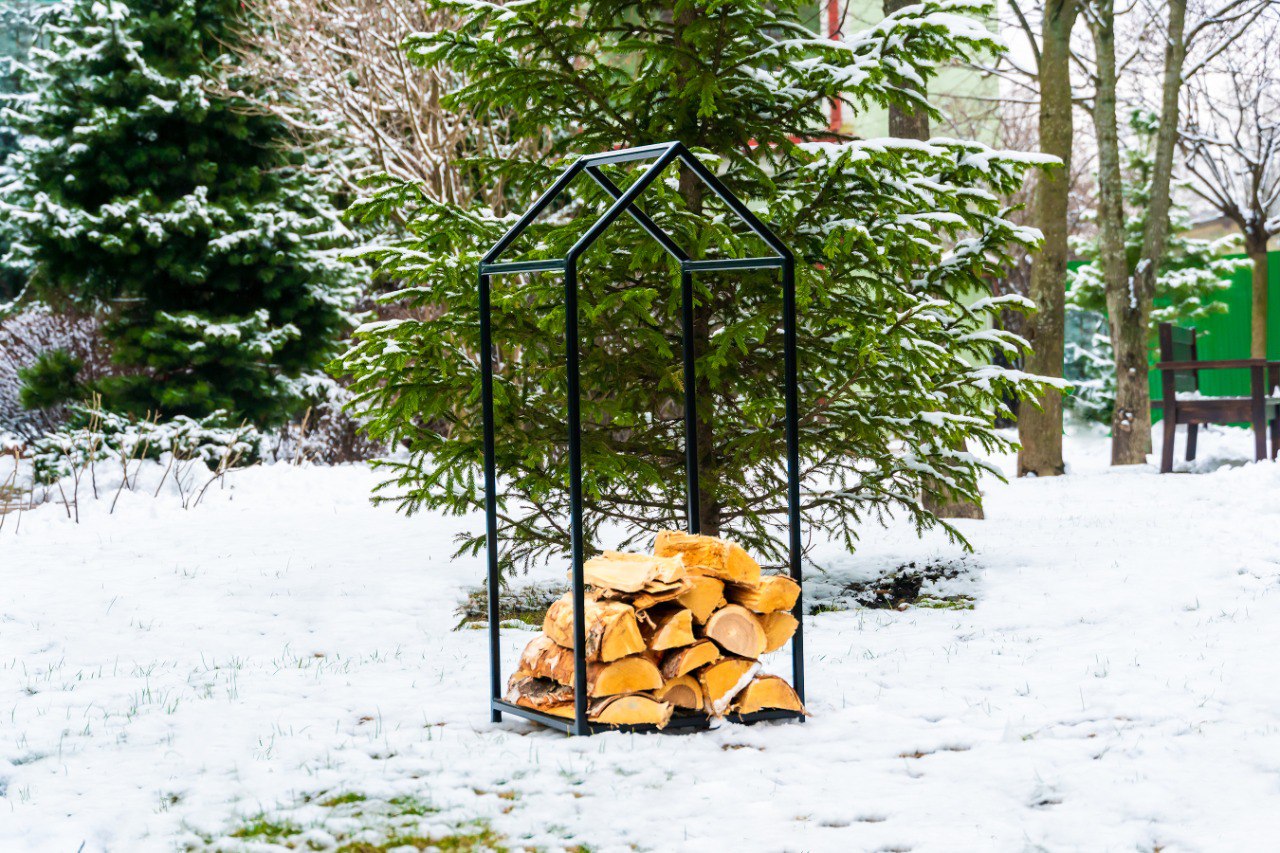 Дровница "Домик" купить в Санкт-Петербурге
