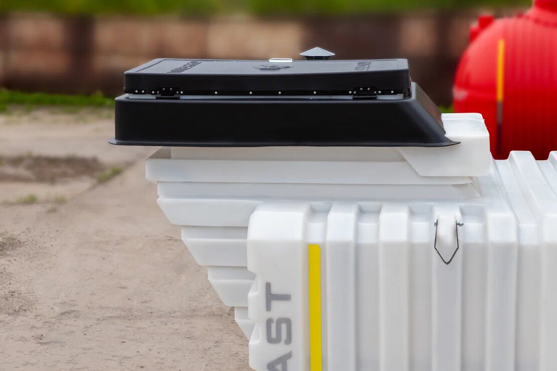 Емкость бесшовная Тингард COMFORT M 1900х1900х2100 (2650)мм купить в Санкт-Петербурге