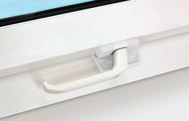 Мансардное окно Fakro PROFI, PTP-V U3 c вентклапаном и технологией thermoPro 78х98 см купить в Санкт-Петербурге