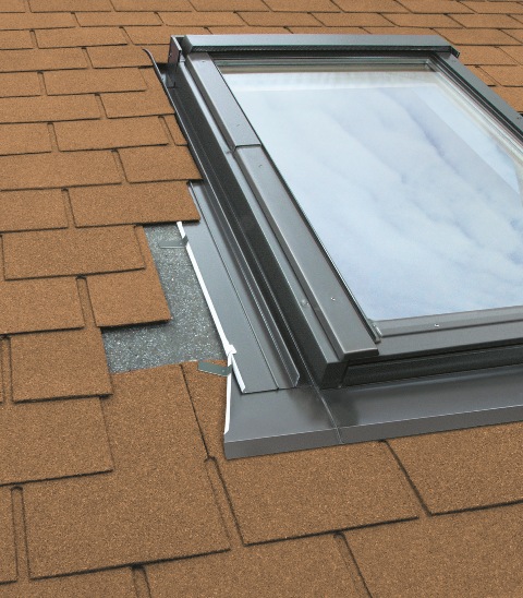 Оклад ESV для мансардных окон (плоское кров.покрытие) 94*140 Fakro (Факро) купить в Санкт-Петербурге
