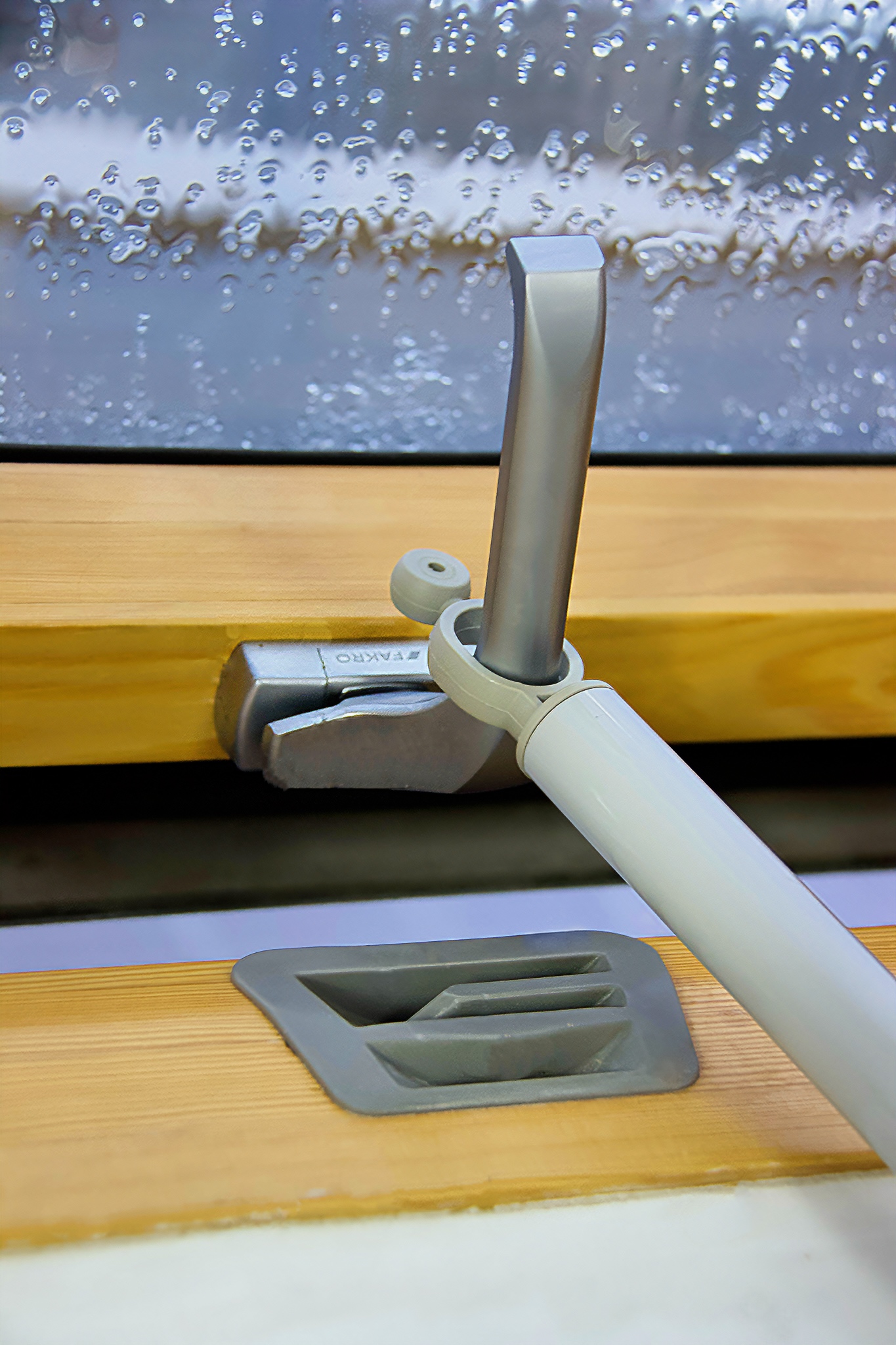 Стержень универсальный телескопический ZST (CH) 1.19-2.18м купить в Санкт-Петербурге