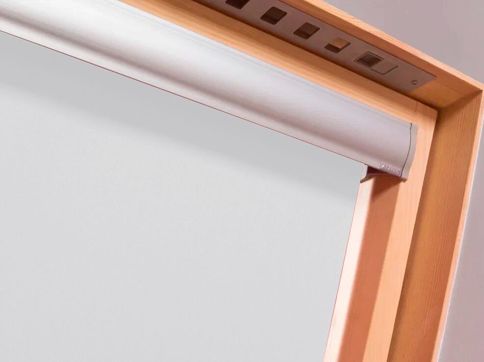 Штора рулонная на крючках ARS 114x140 (1 группа) Fakro купить в Санкт-Петербурге