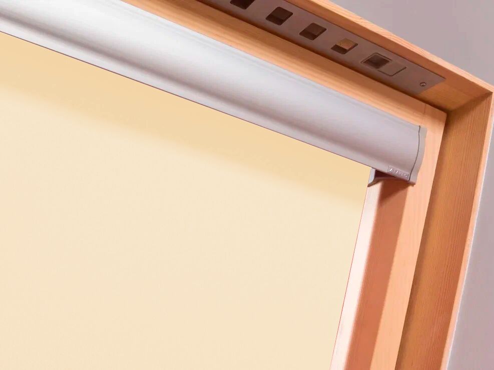 Штора рулонная на крючках ARS 114x140 (1 группа) Fakro купить в Санкт-Петербурге