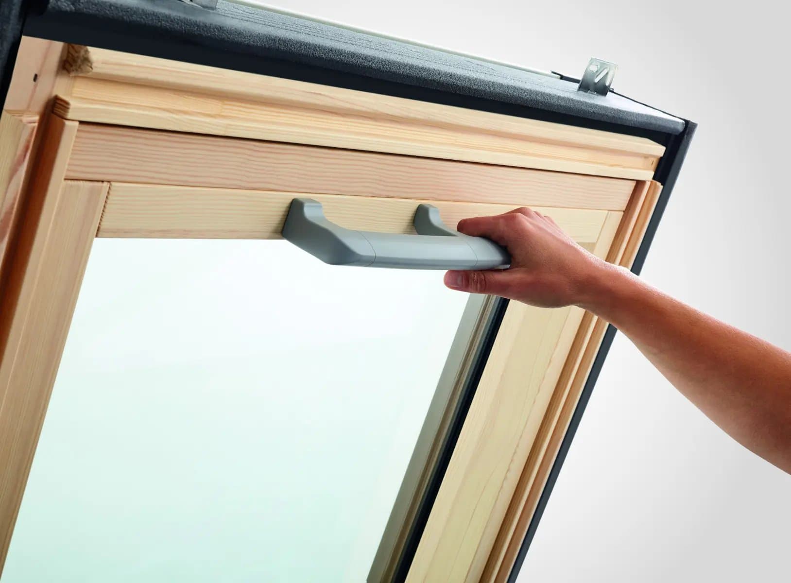 Окно мансардное Q42S 078/118 H100L1 дерево однокамерное Roto купить в Санкт-Петербурге