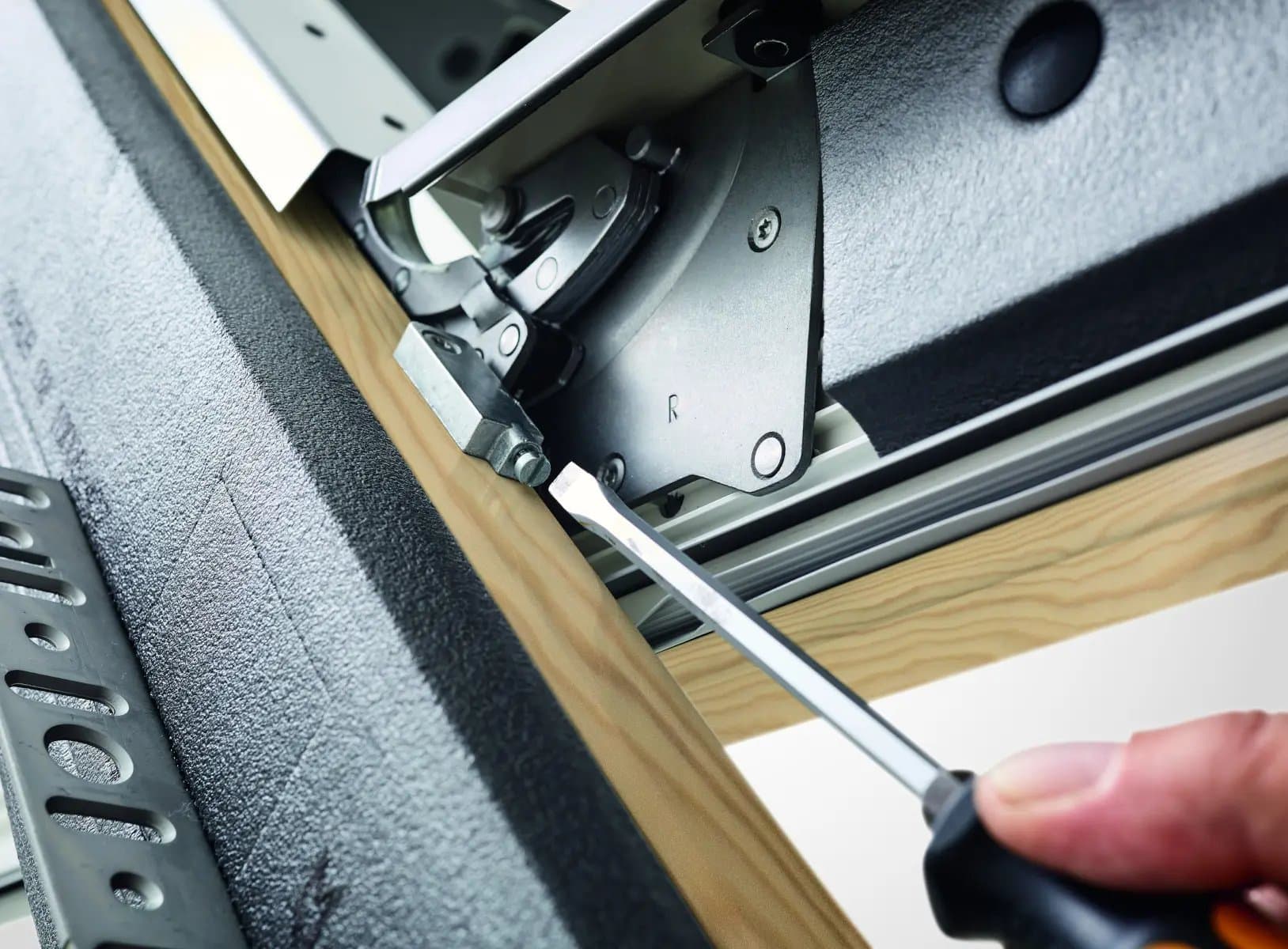 Окно мансардное Q42S 078/118 H100L1 дерево однокамерное Roto купить в Санкт-Петербурге