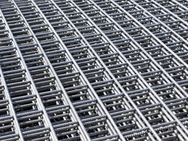 Кладочная сетка 0,38х2 мразмер ячейки 50х50, d4 купить в Санкт-Петербурге