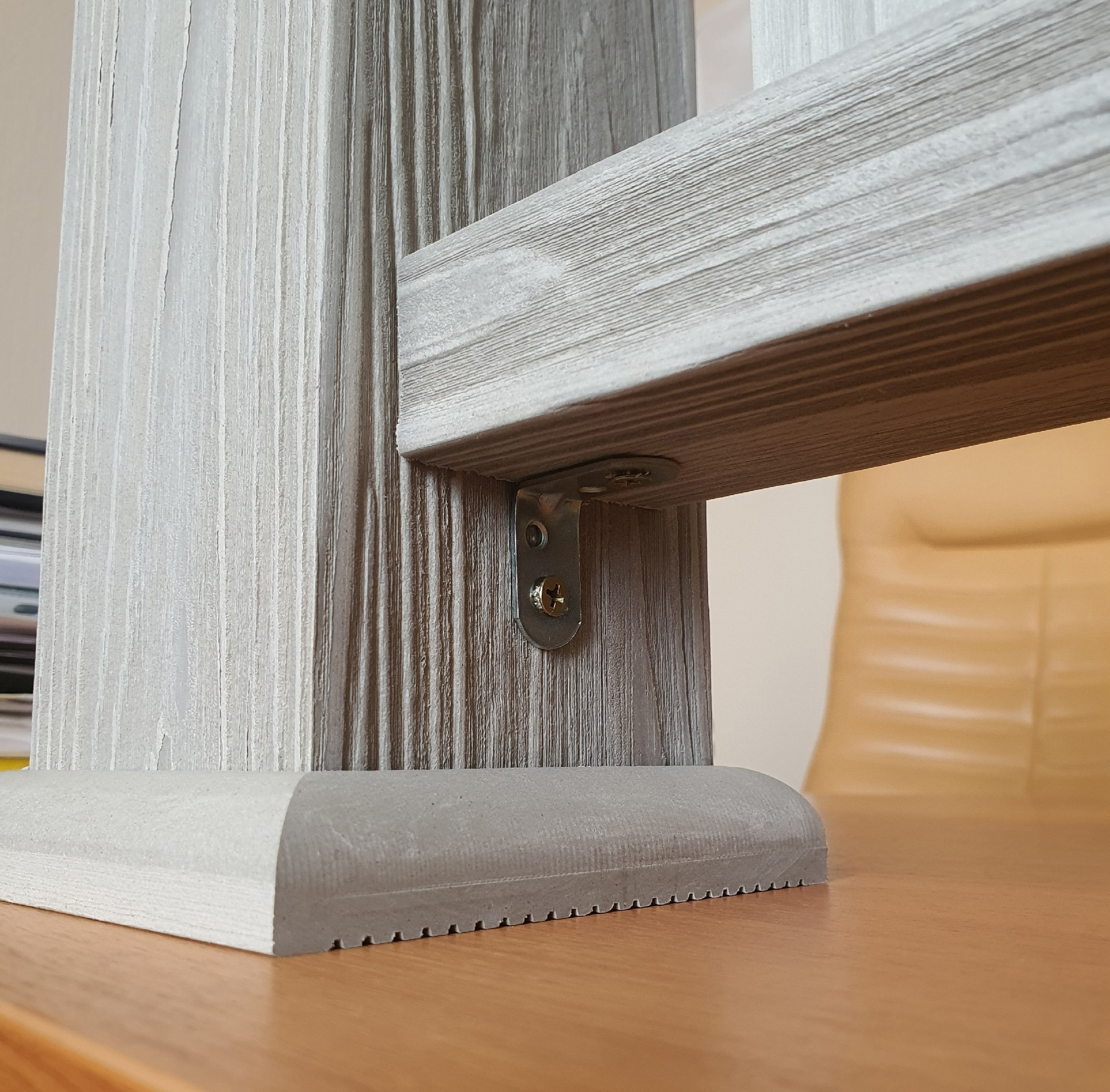 Уголок металлический малый ТЕРРАпол ОЦ 30х30х16мм купить в Санкт-Петербурге