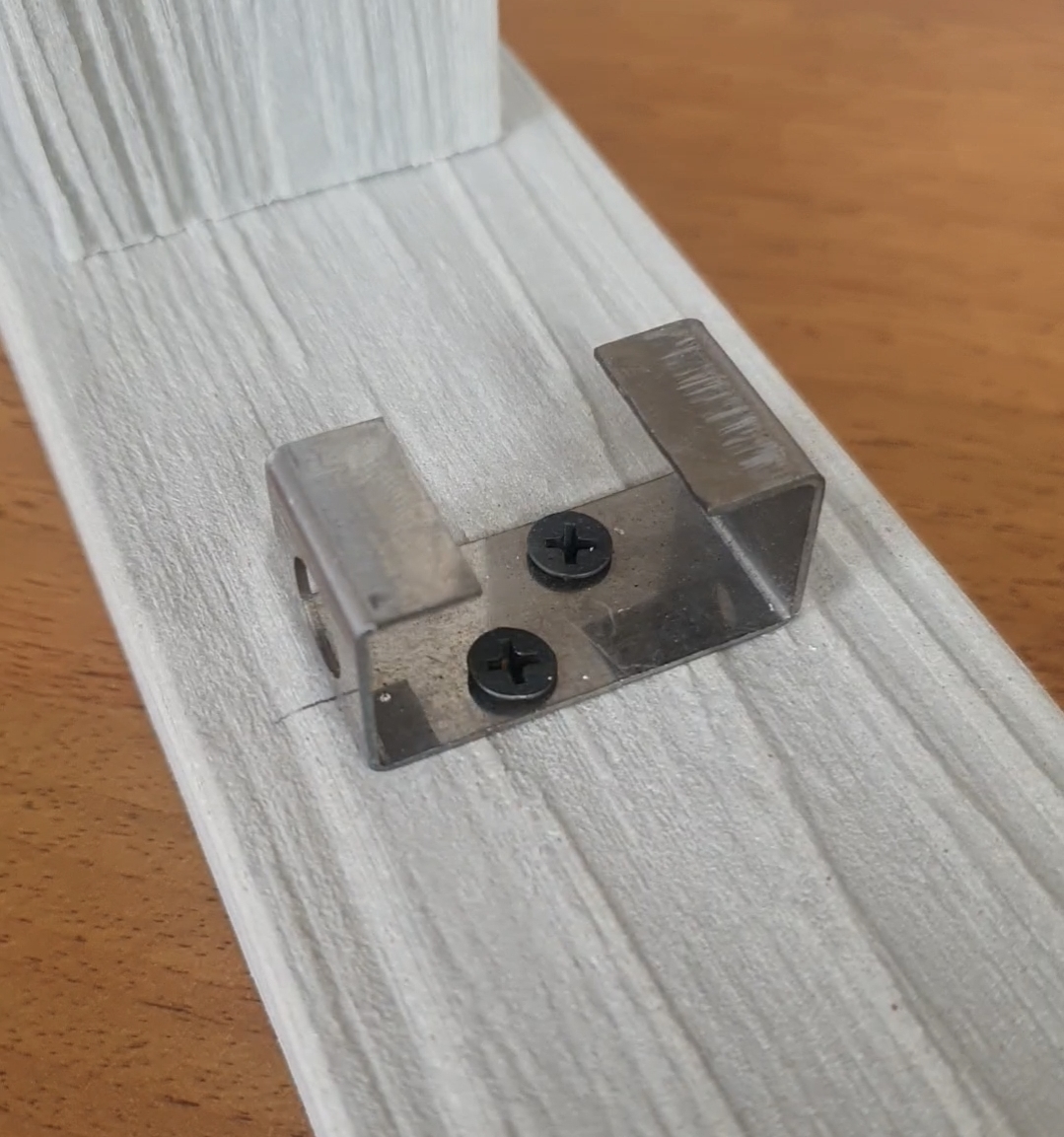 Крепление балясины ТЕРРАпол 40х20х24мм купить в Санкт-Петербурге