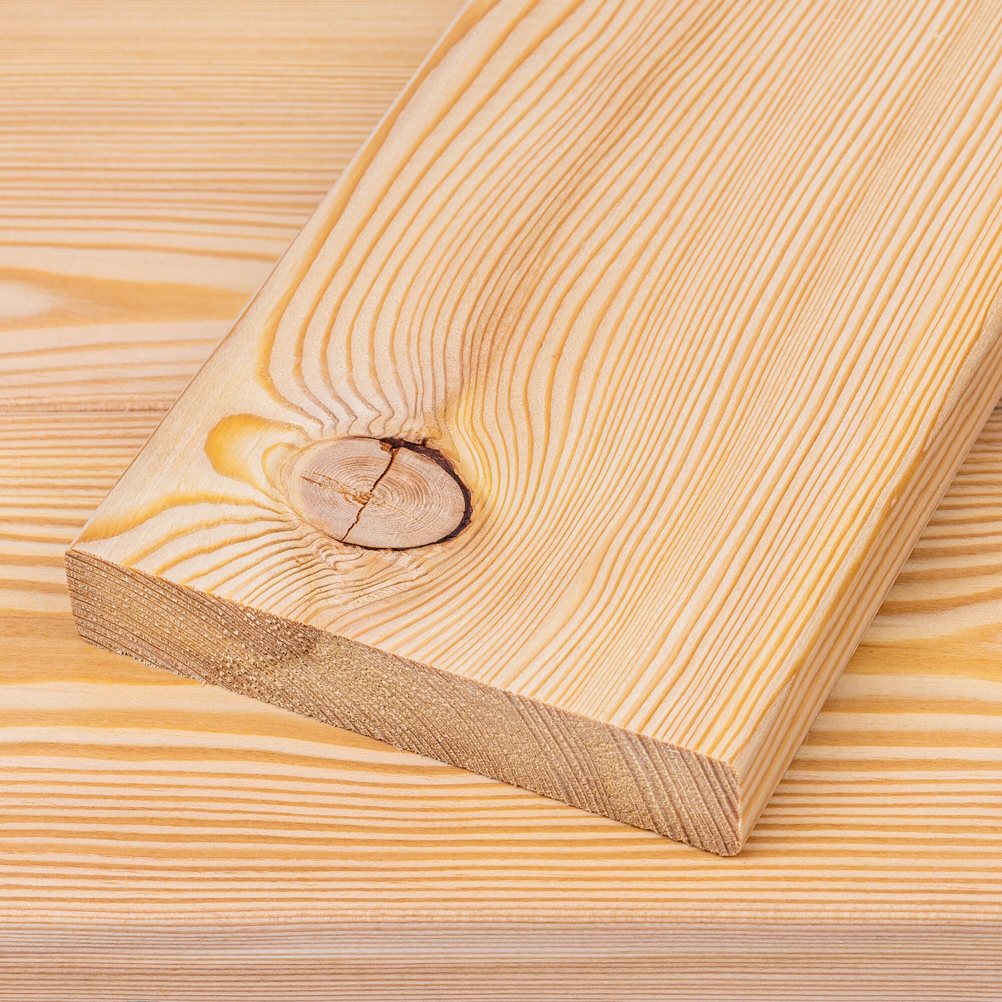 Доска палубная ТехноНиколь Лиственница (35) сорт C 4000х140х28мм (3 шт) купить в Санкт-Петербурге