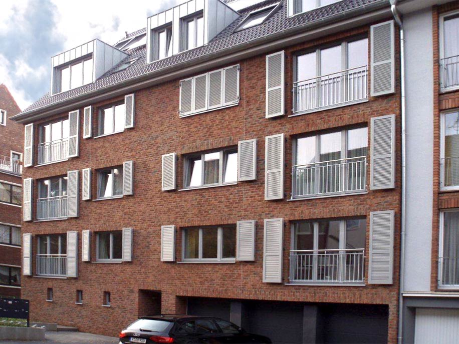 Плитка FORMBACK hellrot-bunt NF 240x14x71мм Querenstede Roben купить в Санкт-Петербурге