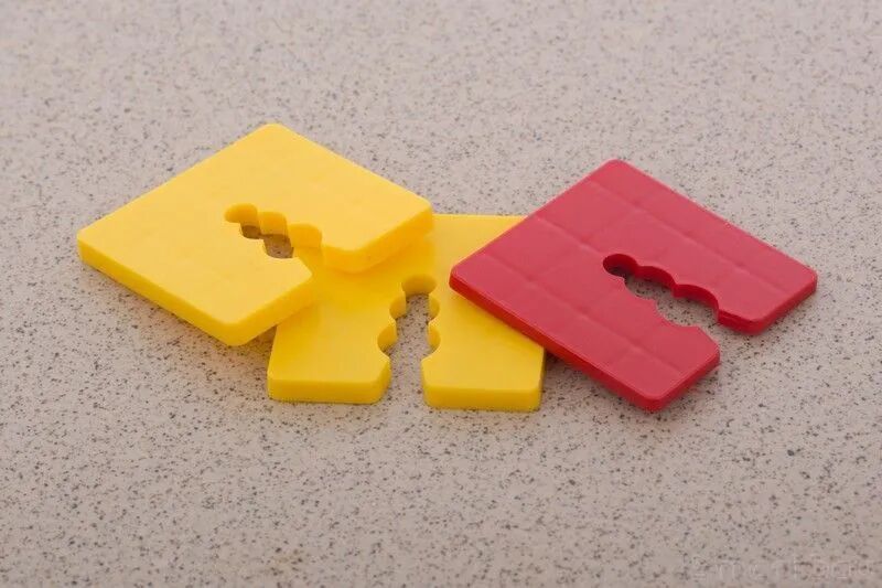 AS 5 Компенсатор для цокольного профиля ПВХ 6076 LOBATHERM  купить в Санкт-Петербурге